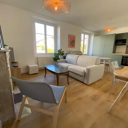 Superbe T2 Avec Jardin, équipements Pour Bébé, à Deux Pas Du Centre De Et Des Plages! - Fr-1-239-1007 Apartamento Bayona